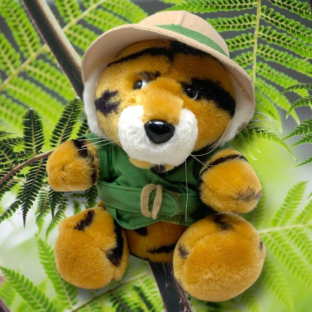 Vtg 1987 Dakin Fun Farm Safari Tiger Brown Plush 14 Inch Green Original Jacket